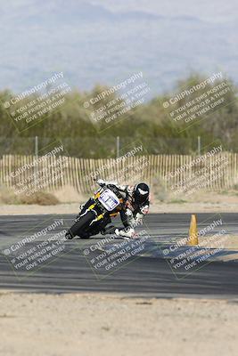 media/Jan-15-2026-Racers Edge (Thu) [[dfebeb70ab]]/2-A Group/Session 5 Turn 2/